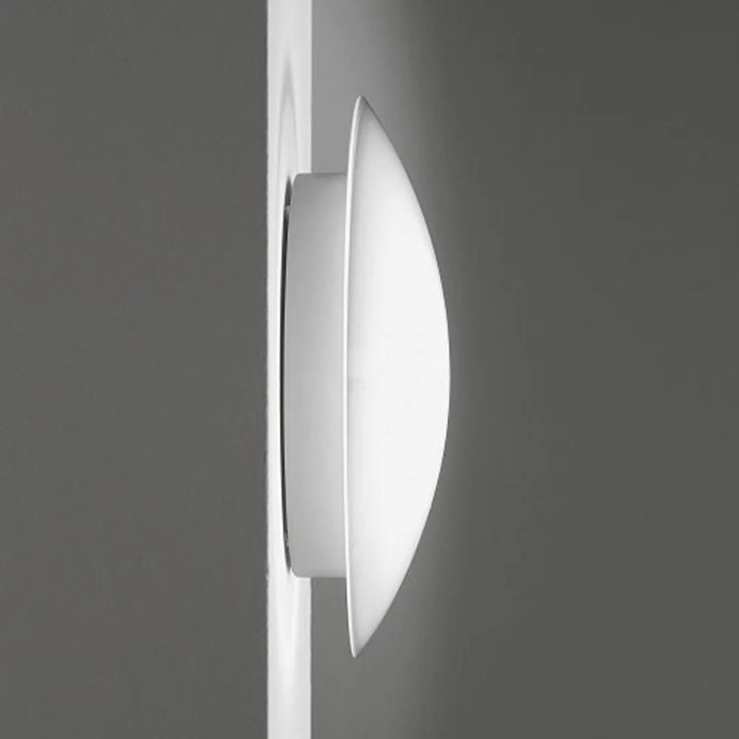 Clara Wall Light in Matt White (LED or E27)