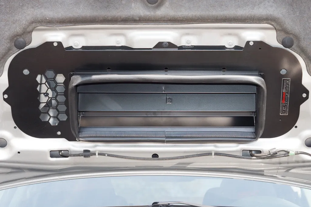 Grimmspeed Top Mount Intercooler Splitter - Subaru 02-03 WRX [w/JDM STI Scoop] - 093074
