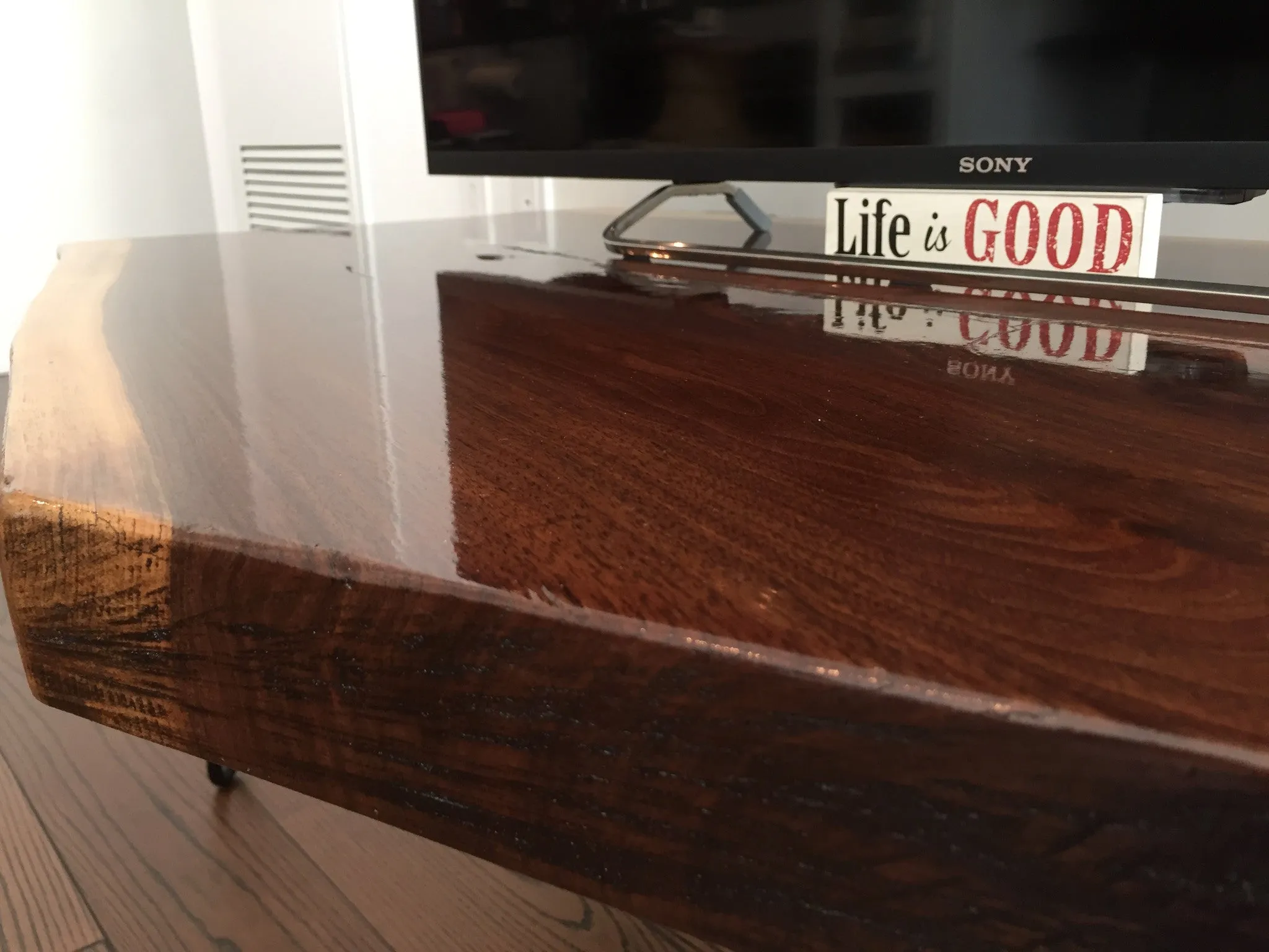 Live Edge TV console - King of hearts