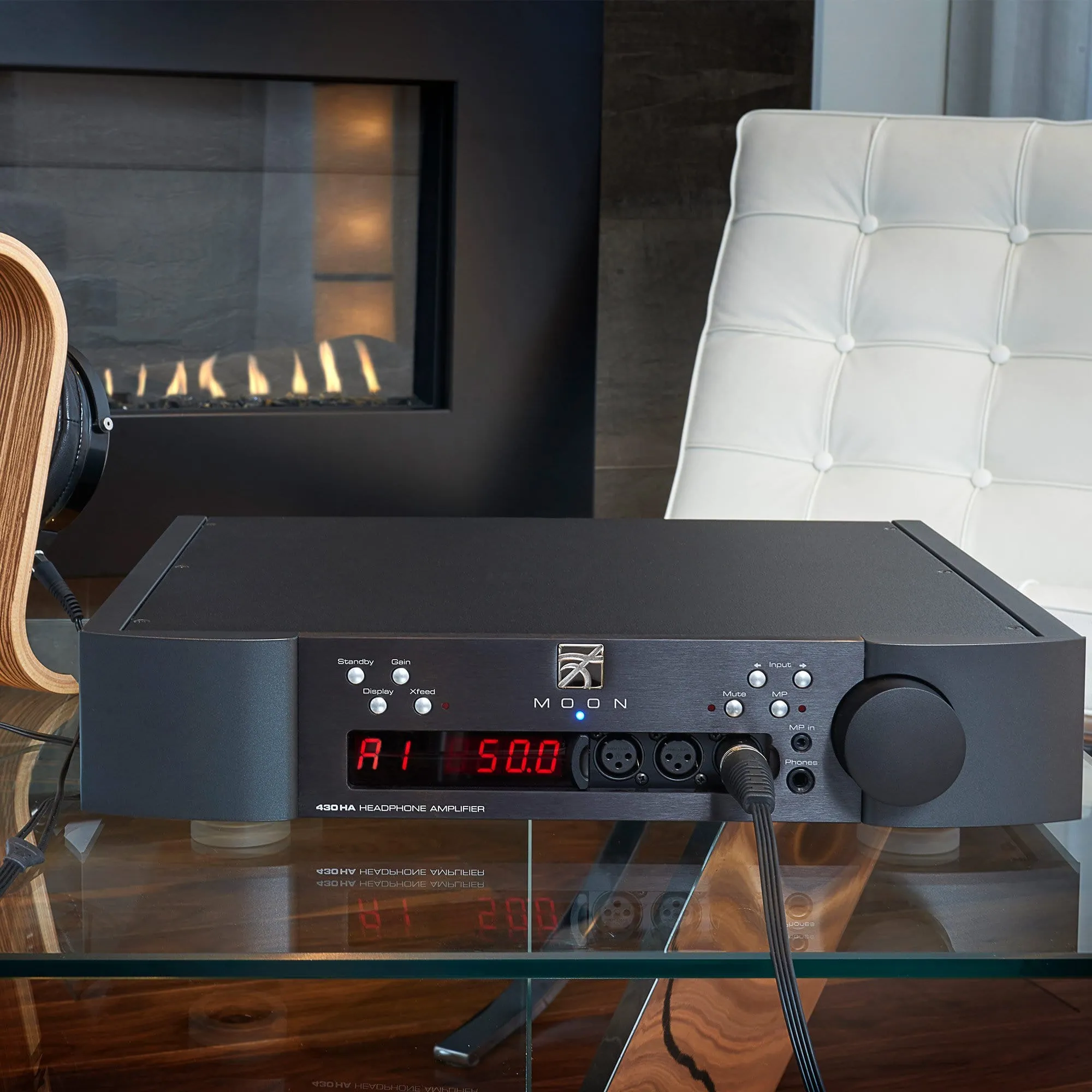 Simaudio MOON 430HAD Headphone Amplifier with DSD Capable DAC