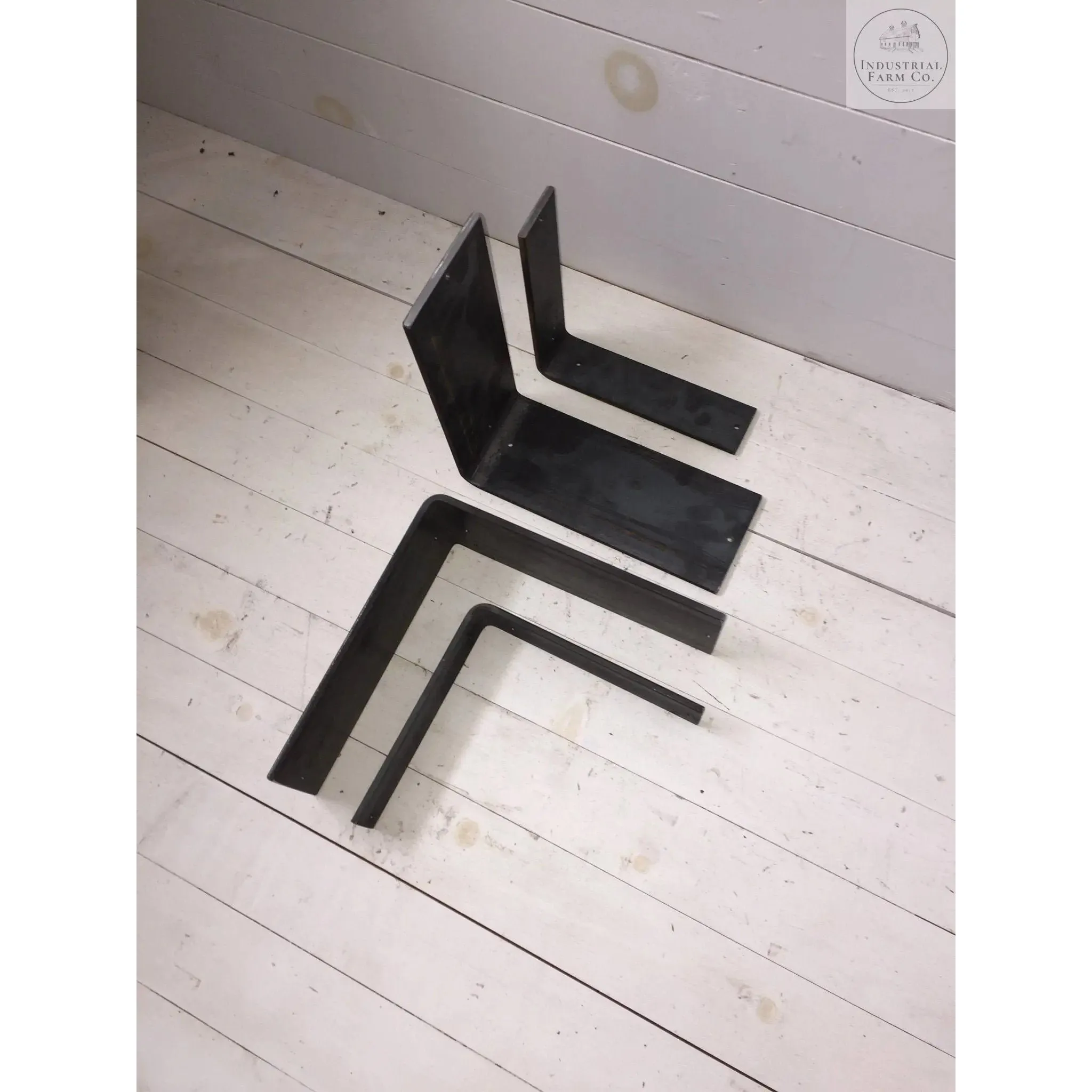 The Lorraine L Shelf Bracket