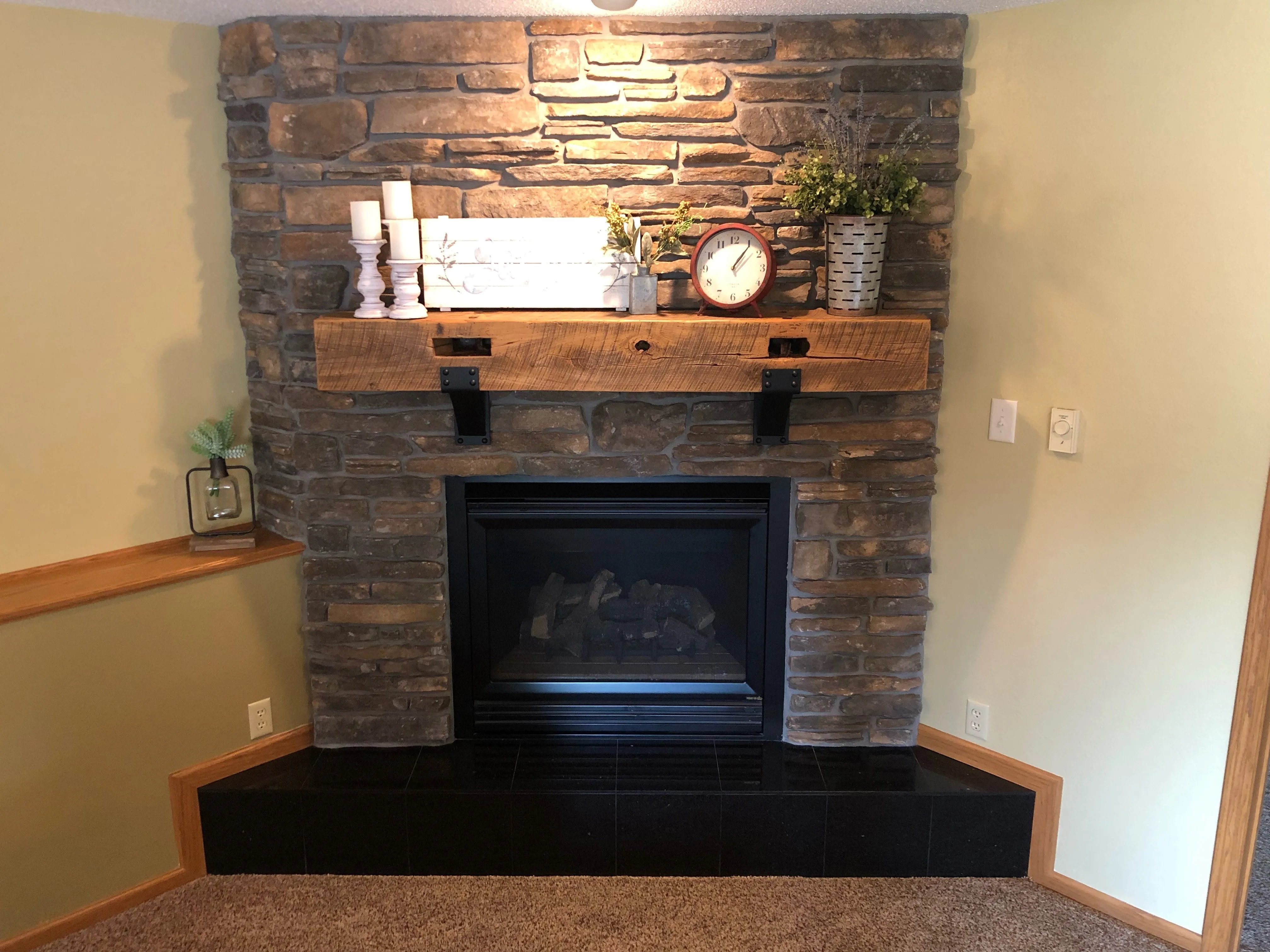 The Mottville Shelf Bracket