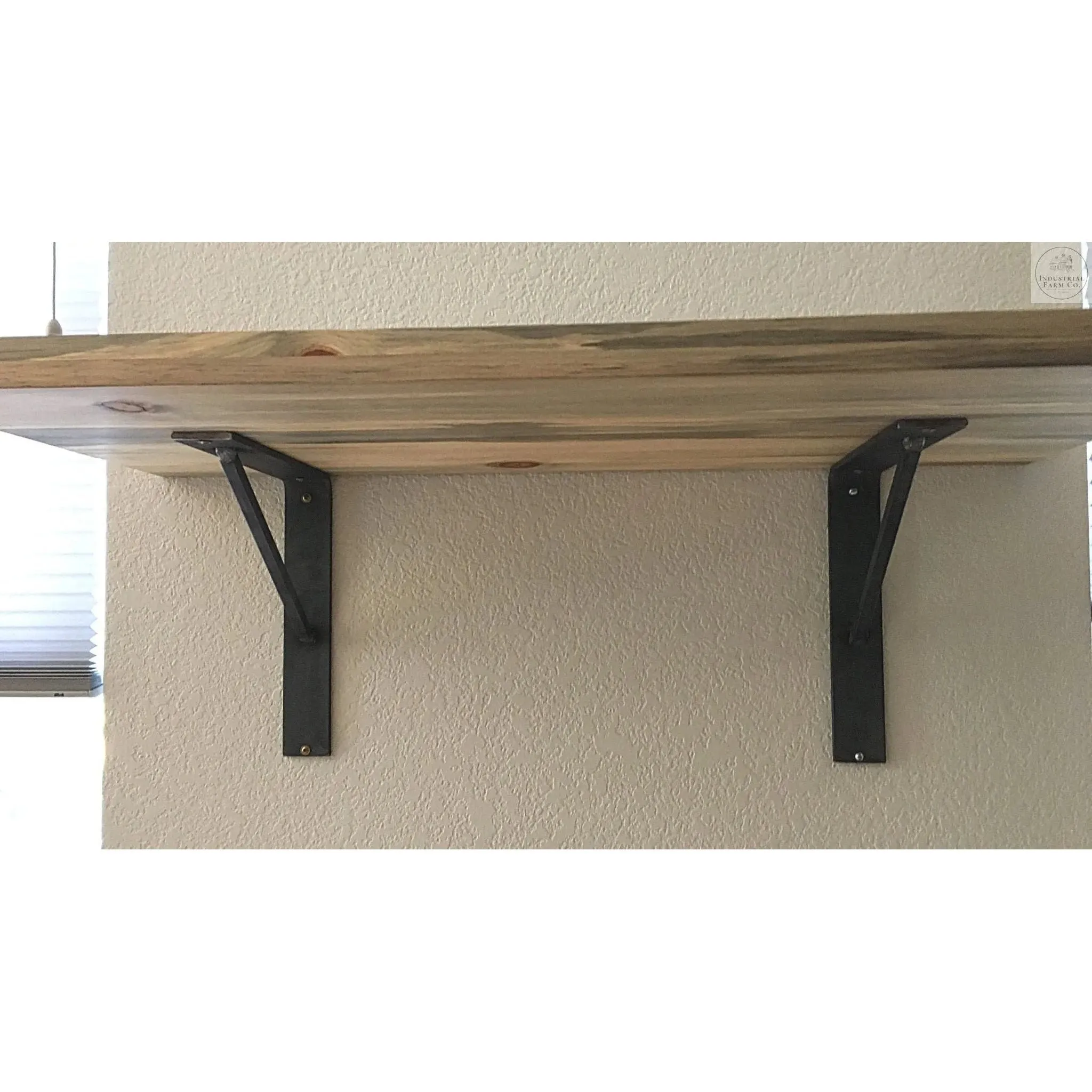 The Oneida Shelf Bracket