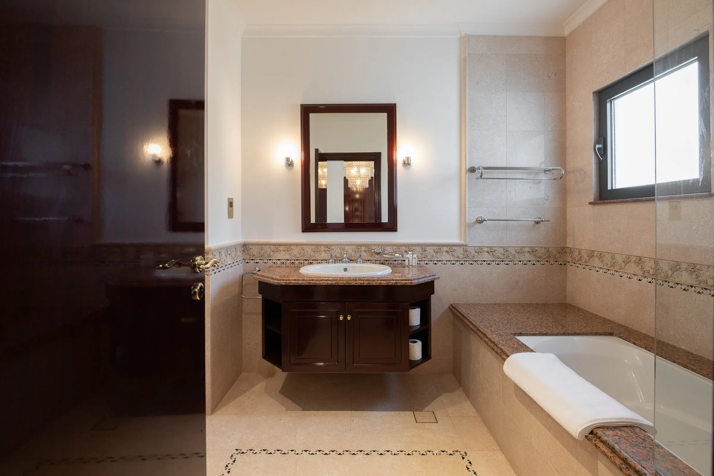 Villa on Beach w/Private Pool The Palm Jumeirah